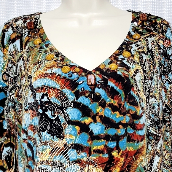 Roz & Ali Vibrant Beaded V-neck Bell Sleeve Blouse (MP) - Picture 2 of 10